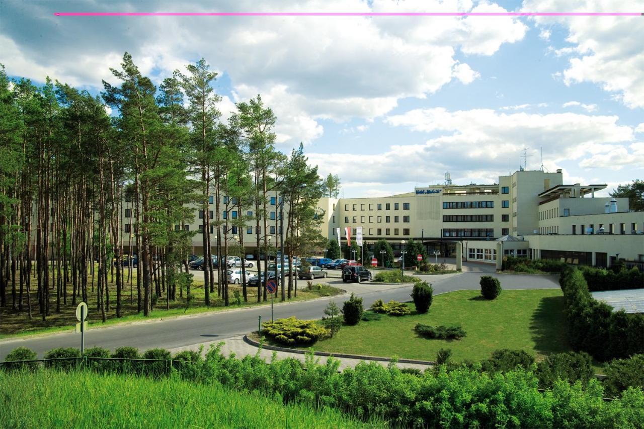 סלוק Hotel Wodnik מראה חיצוני תמונה