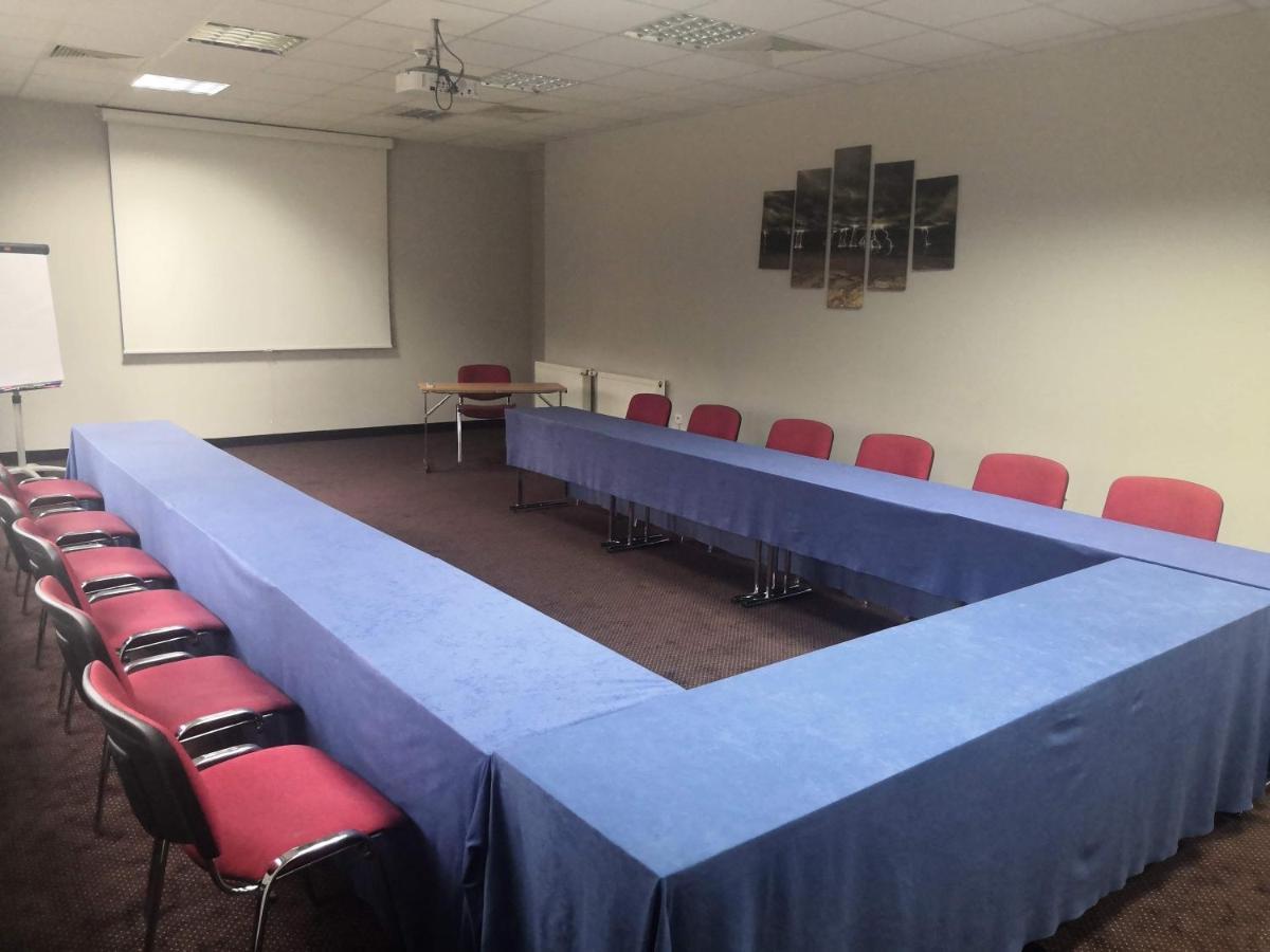 סלוק Hotel Wodnik מראה חיצוני תמונה