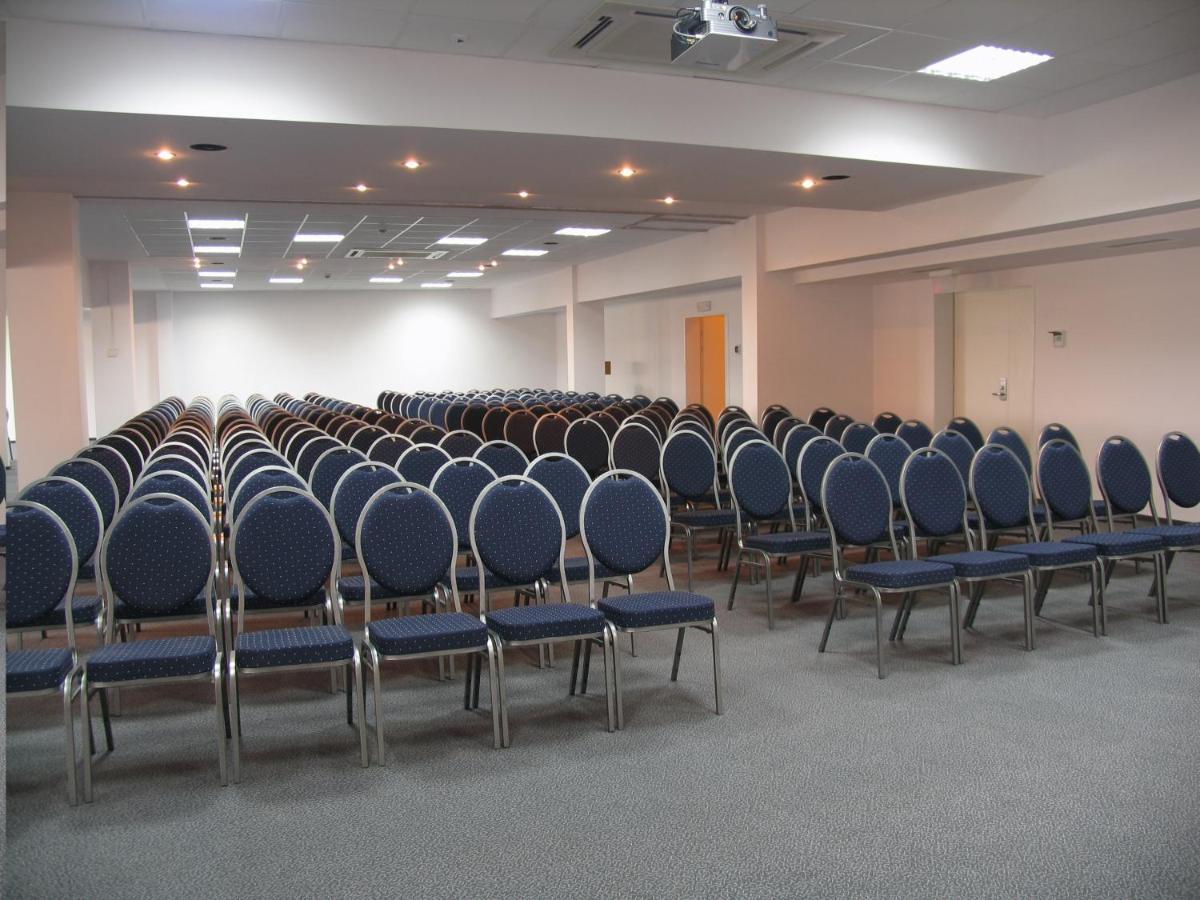 סלוק Hotel Wodnik מראה חיצוני תמונה